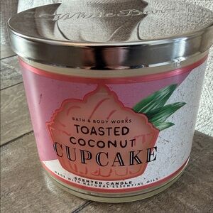 White Barn Toasted Coconut Cupcake Candle - Pink and Silver